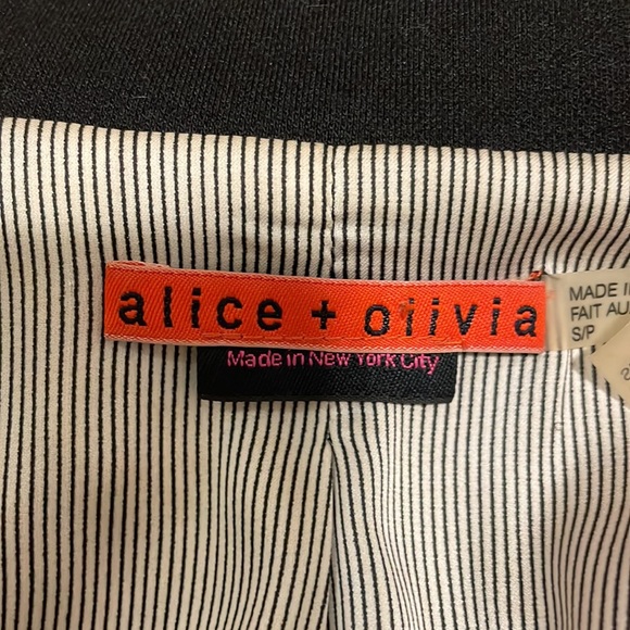 Alice + Olivia Black and White Herringbone blazer NWOT Size Small - Picture 11 of 12